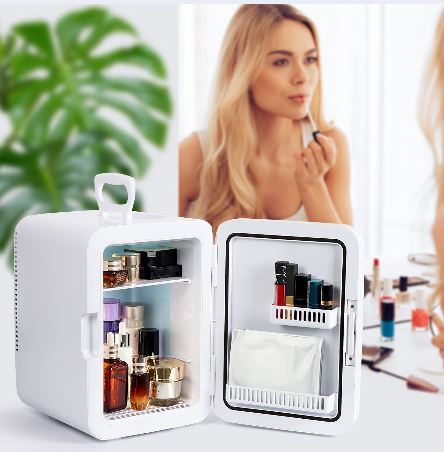 Mini Réfrigérateur à Maquillage – Conservation & Fraîcheur Beauté